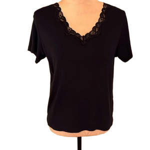 White Stag vintage lace trimmed black knit tee size medium